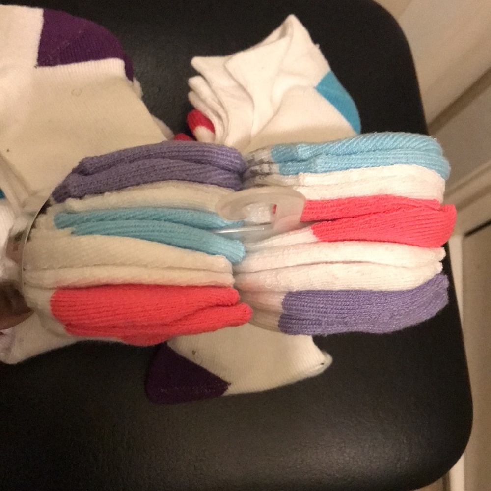 Fruit of the Loom 10pk Ladies Low Cut Socks - White, Red, Purple - Picture 4 of 4